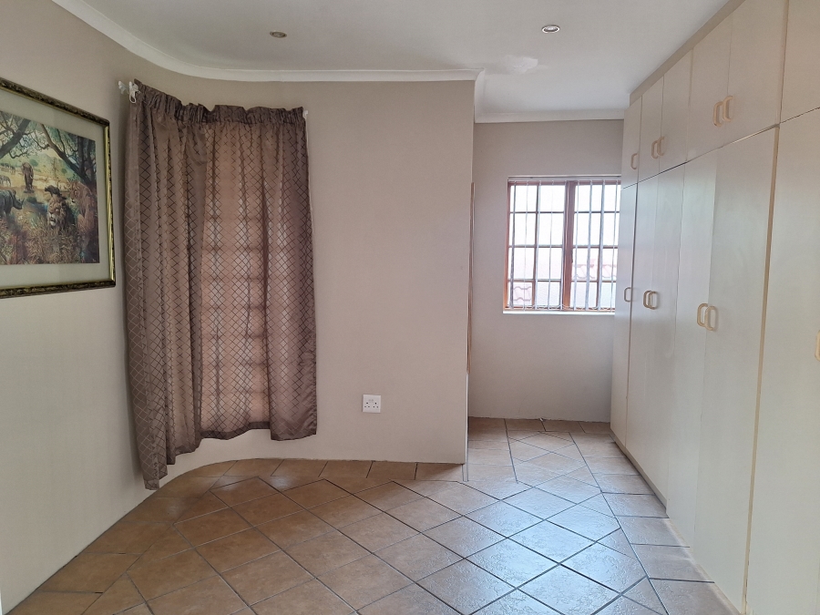 To Let 1 Bedroom Property for Rent in Winterhoek Park Eastern Cape